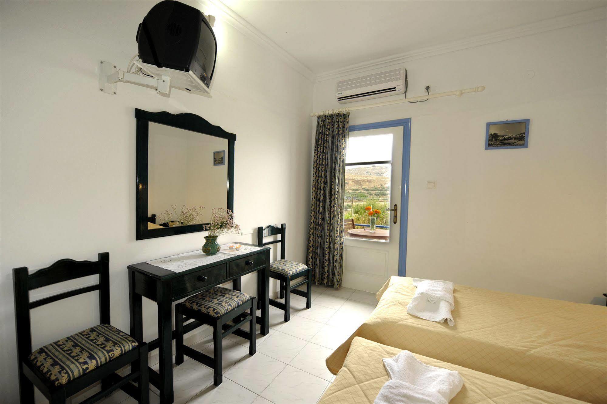 Corali Hotel Adamantas  Zewnętrze zdjęcie